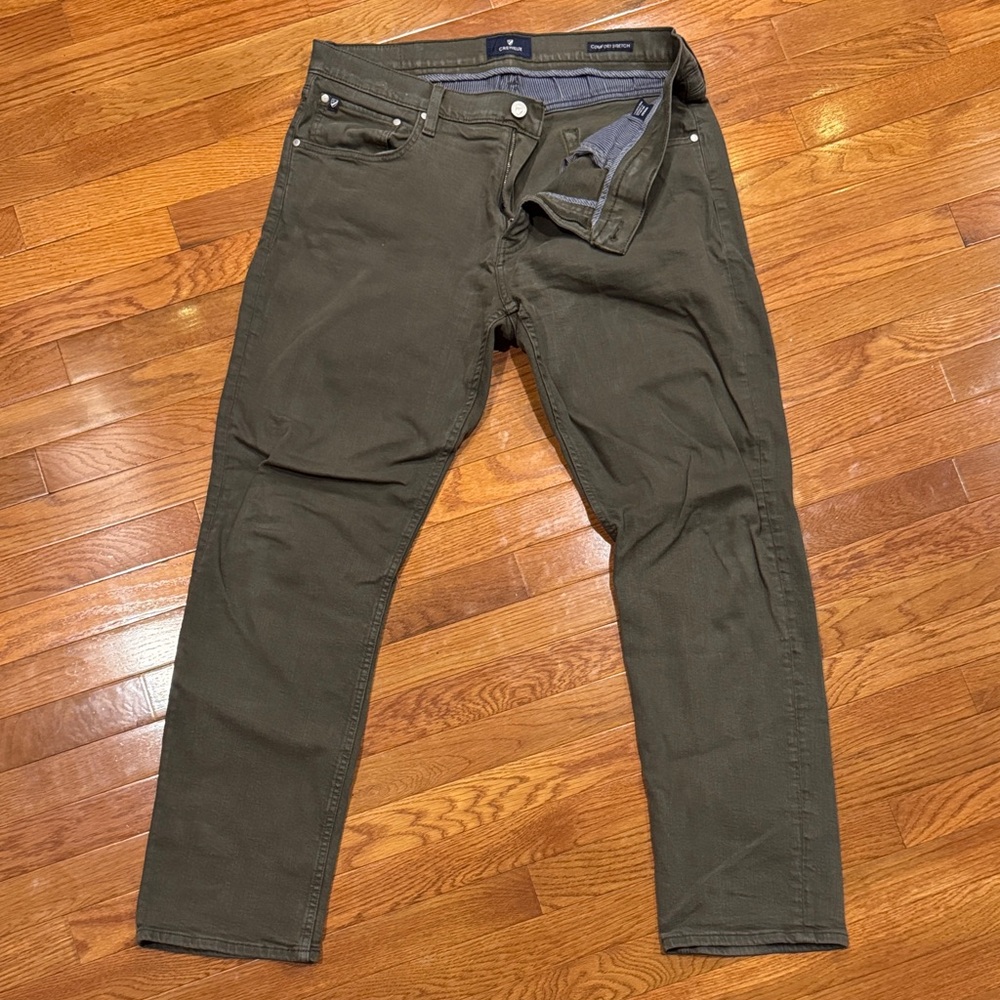 Cremieux Men's Madison Classic Comfort Stretch Olive Jeans